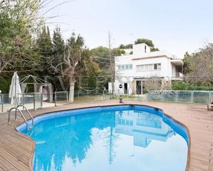 Swimming pool of House or chalet for sale in Castelldefels  with Air Conditioner, Heating and Private garden