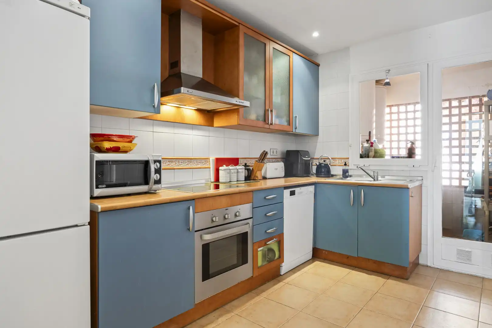 Cocina de Apartamento en venta en Marbella con Aire acondicionado, Terraza y Piscina