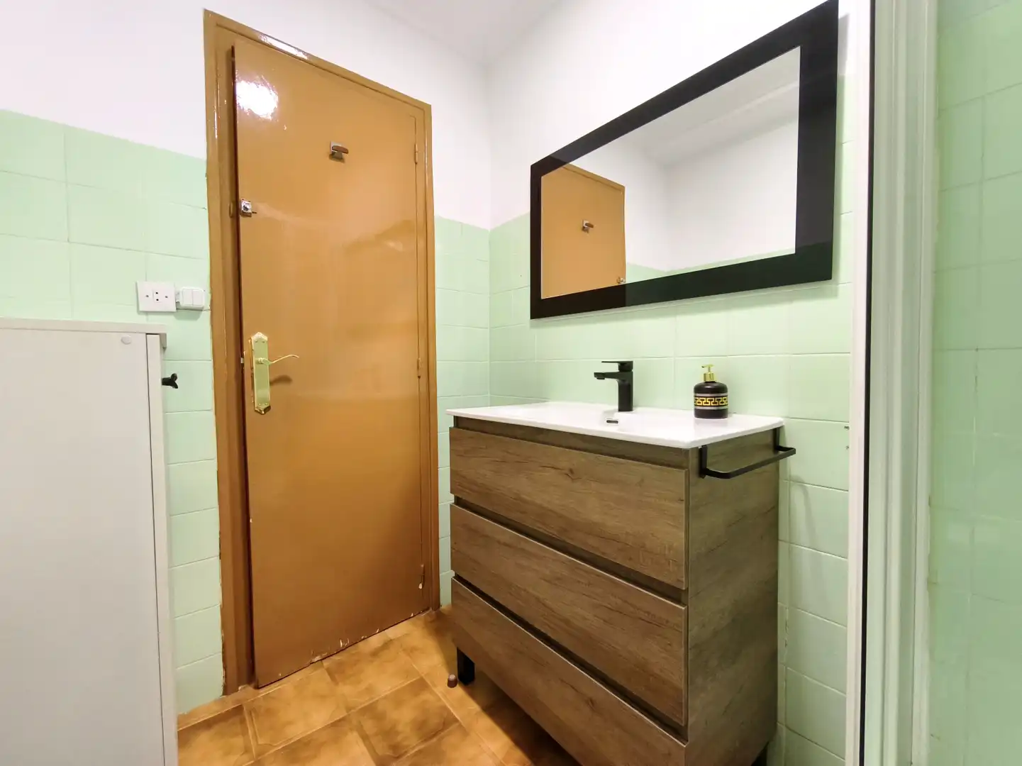 Bathroom of Flat for rent in  Logroño  with Furnished