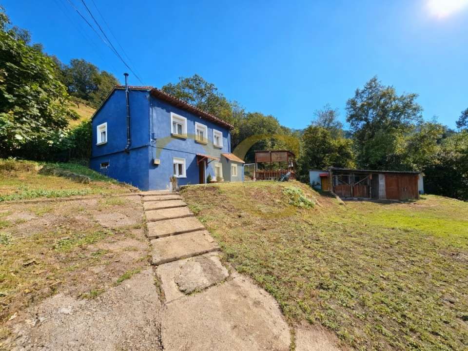 Exterior view of House or chalet for sale in Oviedo   with Heating, Private garden and Terrace