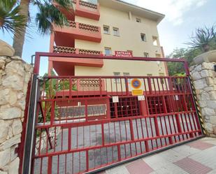 Vista exterior de Pis en venda en Benalmádena amb Aire condicionat, Calefacció i Terrassa