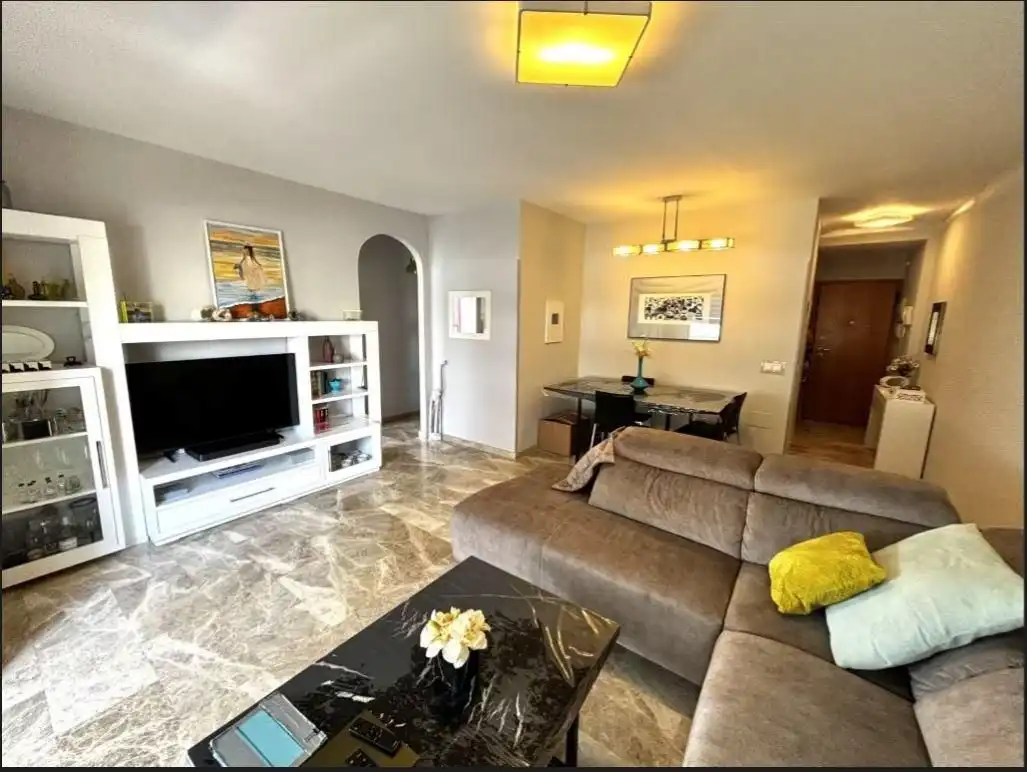 Sala d'estar de Pis en venda en Torremolinos amb Terrassa i Piscina comunitària