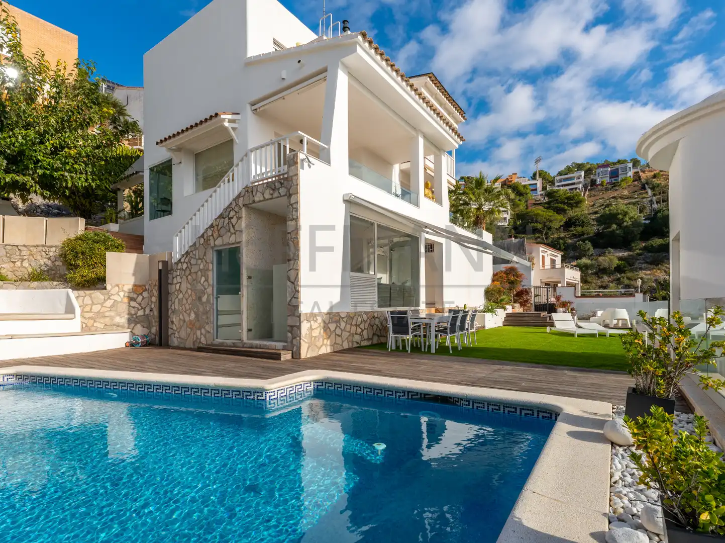 Vista exterior de Casa o chalet en venta en Sitges con Aire acondicionado, Calefacción y Jardín privado