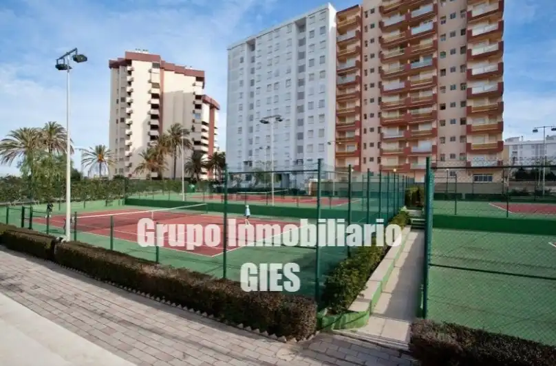 Vista exterior de Casa adosada en venta en Sueca con Aire acondicionado, Calefacción y Terraza