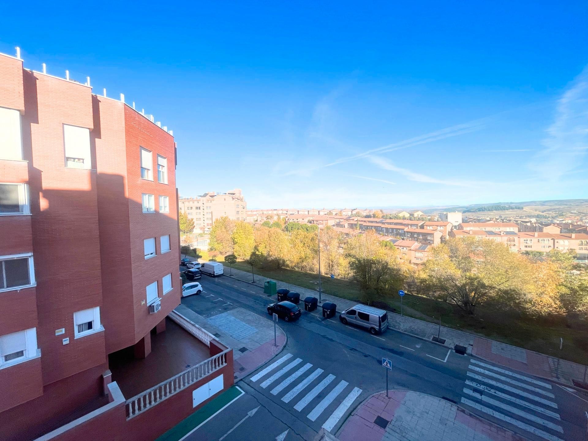 Vista exterior de Dúplex en venta en Arganda del Rey con Aire acondicionado, Calefacción y Terraza