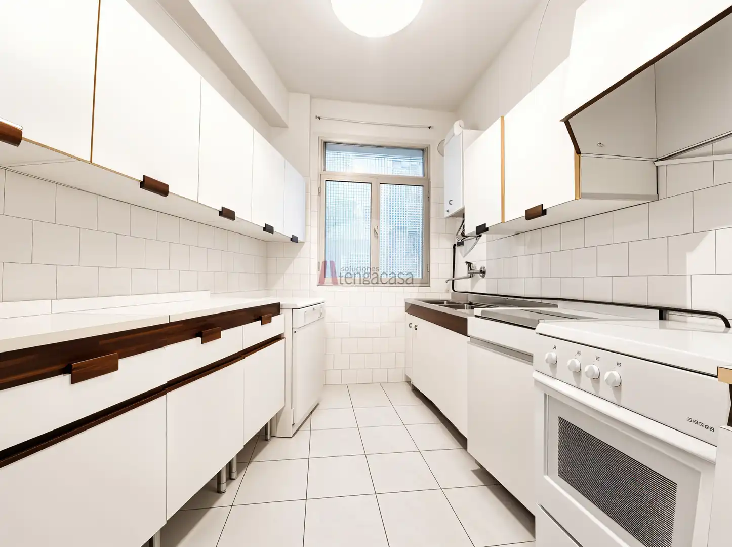 Flat for sale in Calle Vargas, Cuatro Caminos