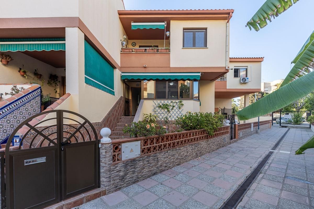 Single-family semi-detached for sale in Calle Paseo Marítimo, 21, Centro