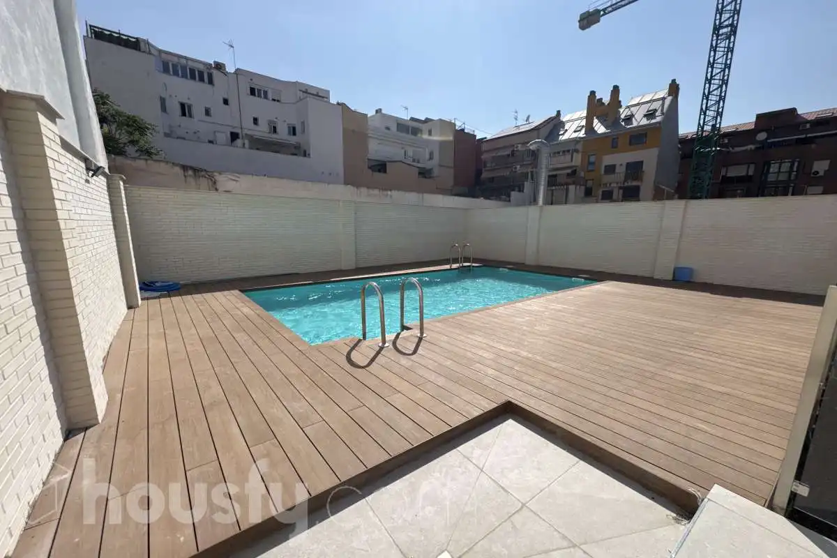 Schwimmbecken von Wohnung zur Miete in Madrid mit Klimaanlage, Heizung und Abstellraum