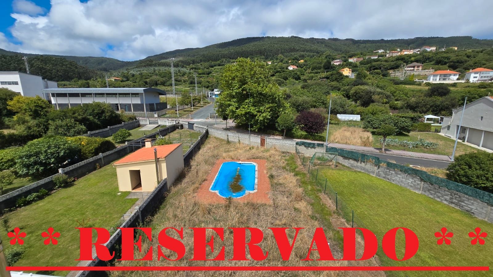 House or chalet for sale in Cariño  with Heating, Private garden and Parquet flooring