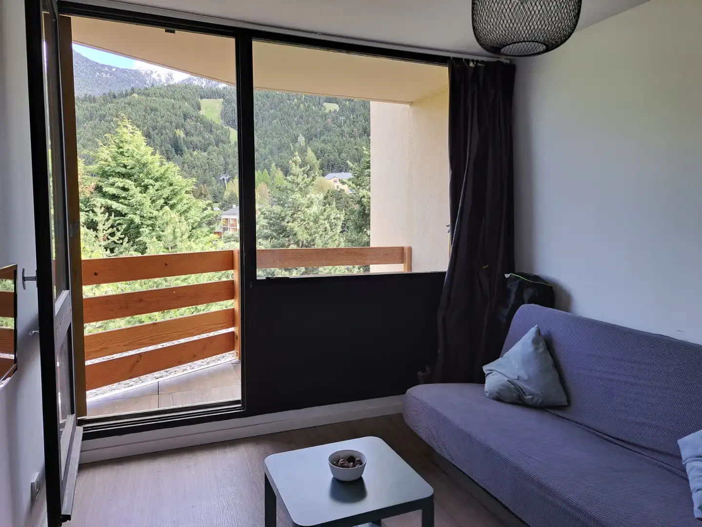 Terrassa de Apartament en venda en Saint - Pierre - dels - Forcats amb Terrassa i Moblat