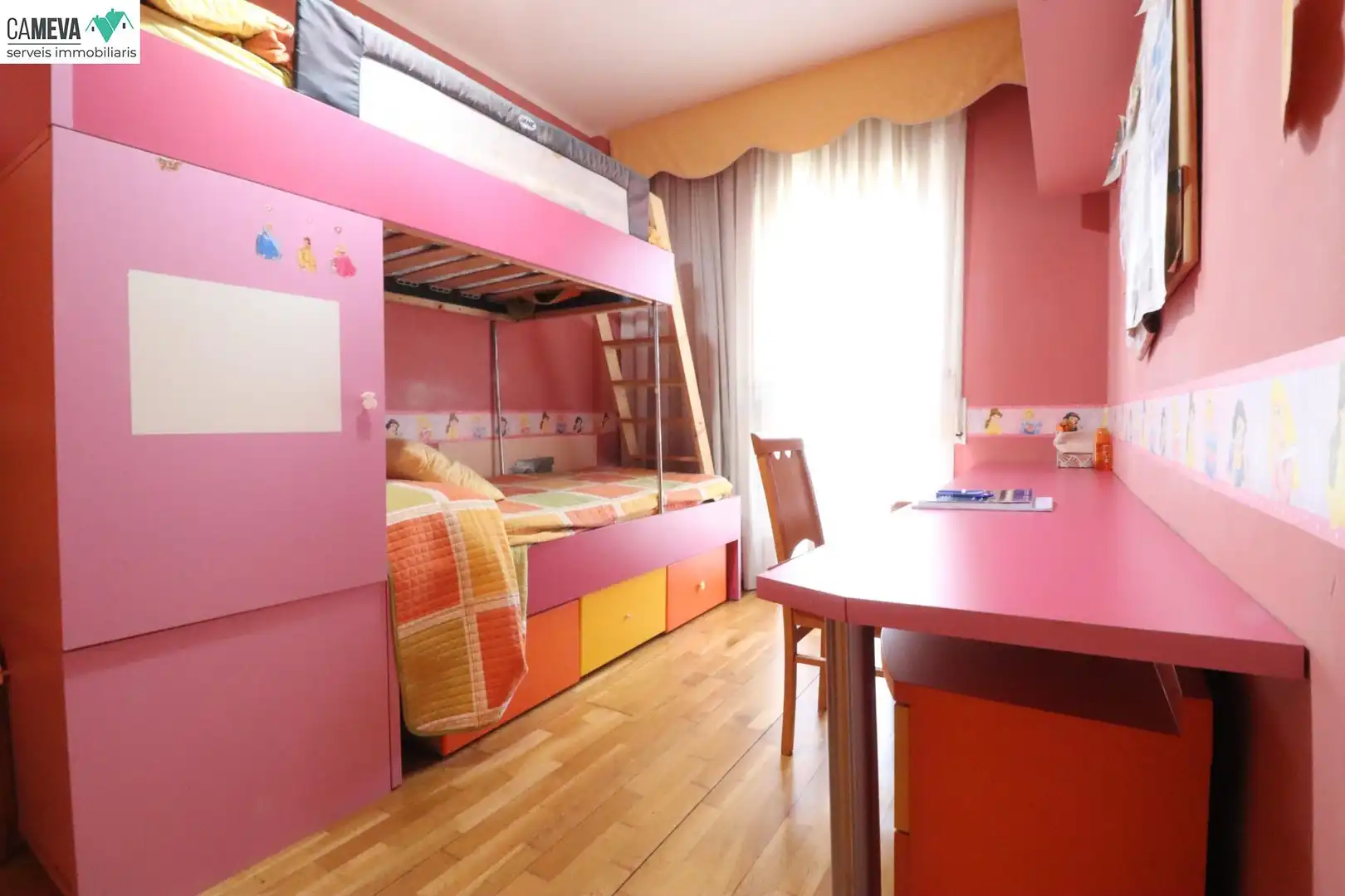 Habitación de Piso en venta en Sabadell con Aire acondicionado, Calefacción y Parquet