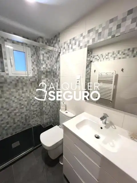 Piso con ascensor en alquiler en de Galicia, imagen 17