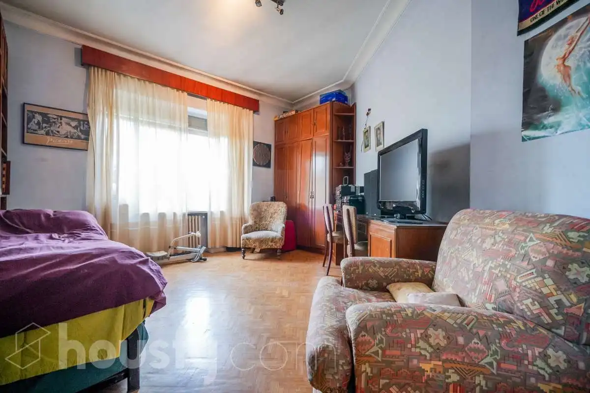 Sala d'estar de Pis en venda en Madrid amb Calefacció, Parquet i Terrassa