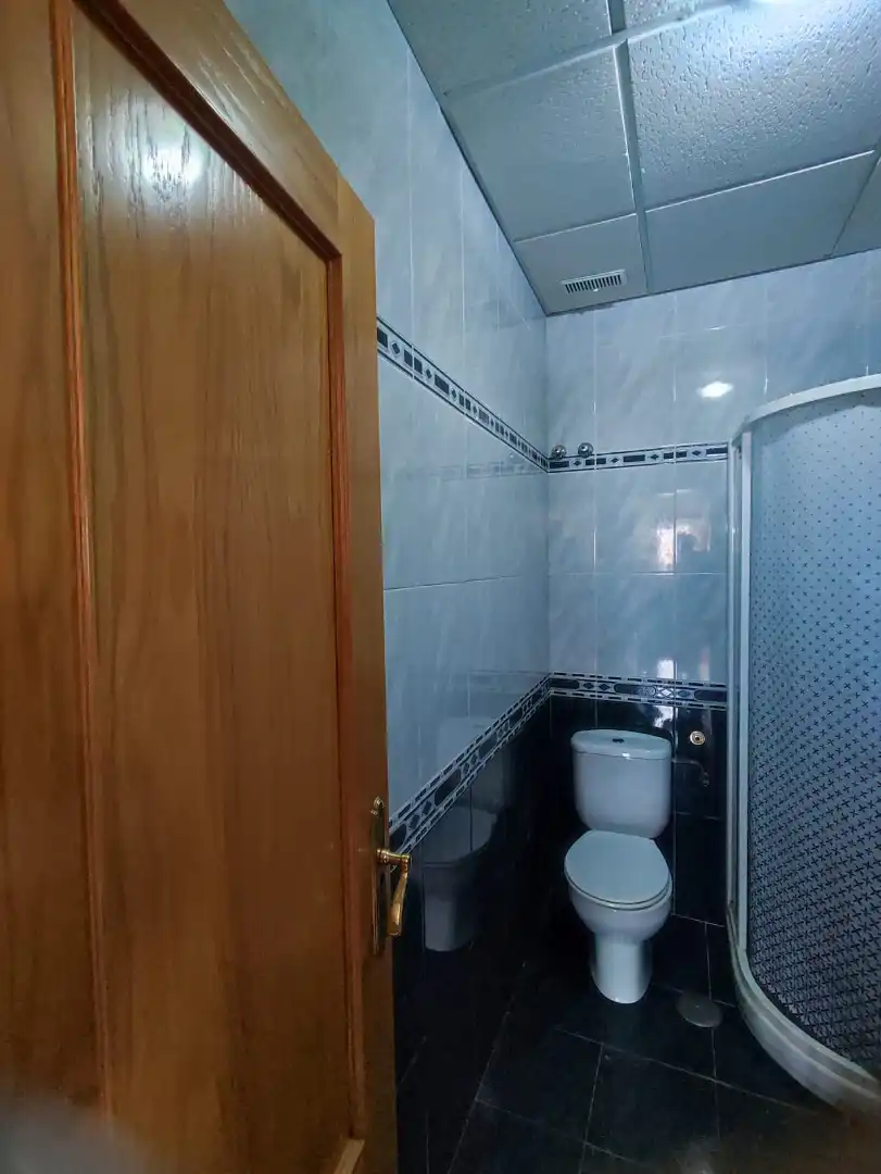 Bathroom of Houses for sale in Plasencia  with Air Conditioner, Heating and Terrace