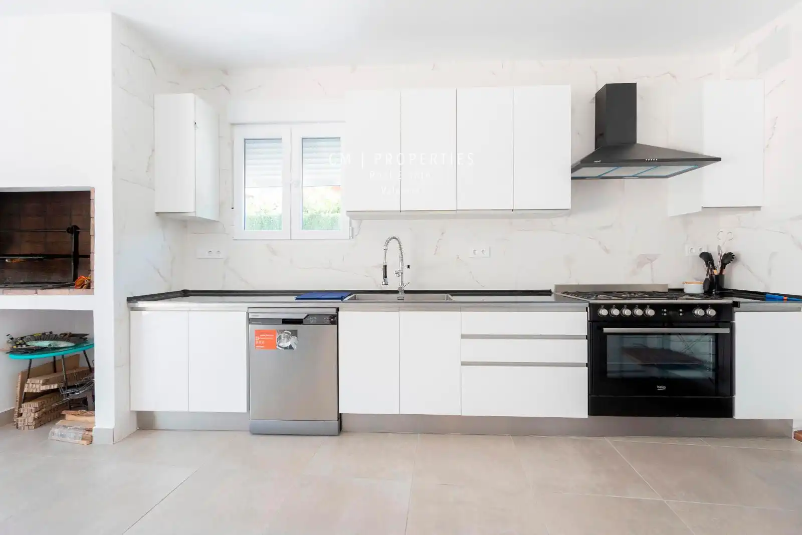 Cocina de Casa o chalet en venta en Paterna con Aire acondicionado, Calefacción y Piscina