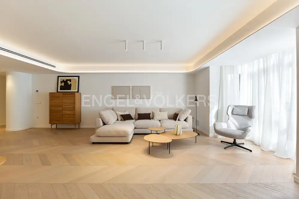 Sala d'estar de Pis de lloguer en  Valencia Capital amb Aire condicionat, Calefacció i Parquet