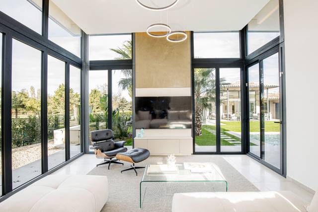 Casa-chalet en Venta en Navata