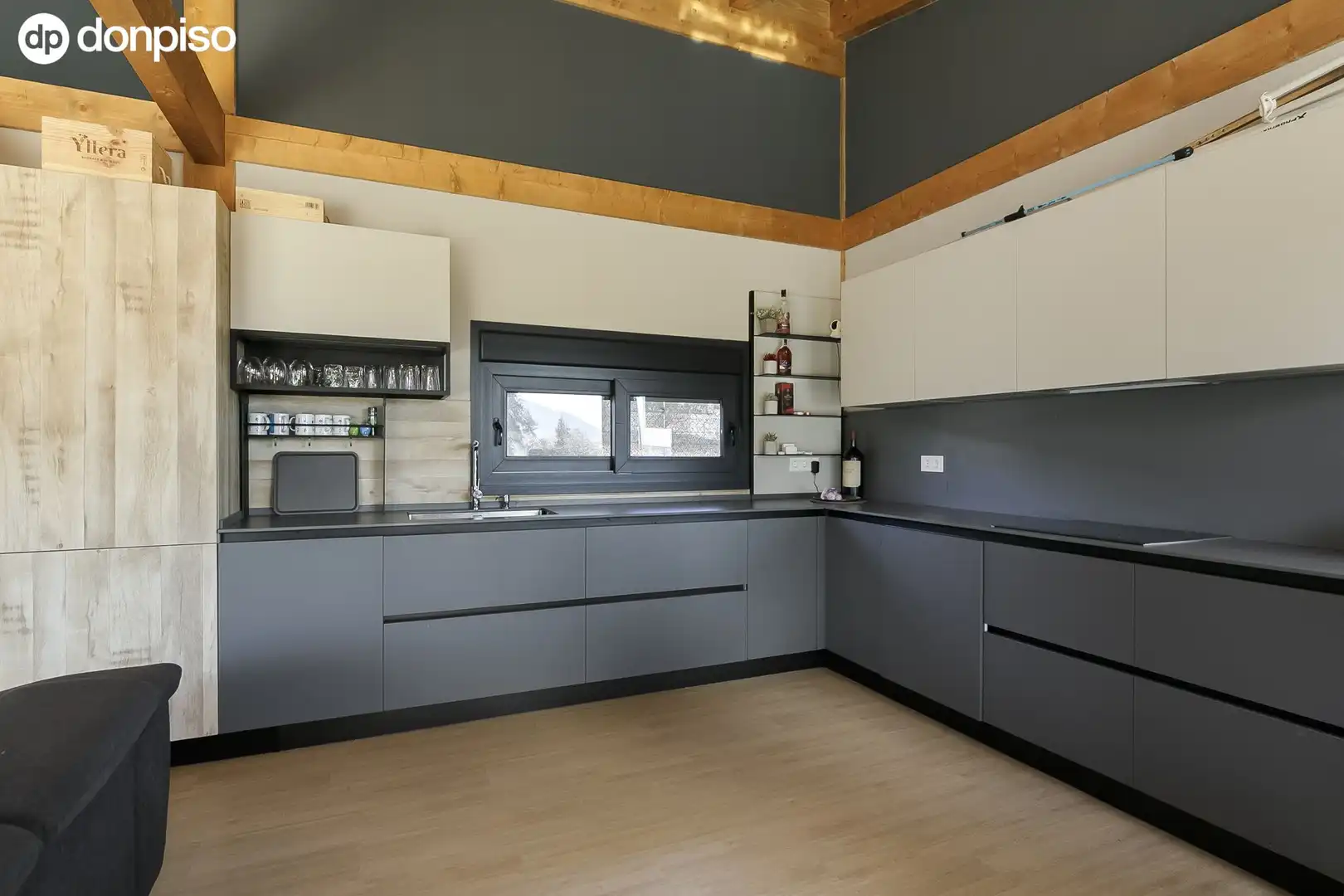 Cocina de Finca rústica en venta en Maracena con Calefacción, Jardín privado y Terraza