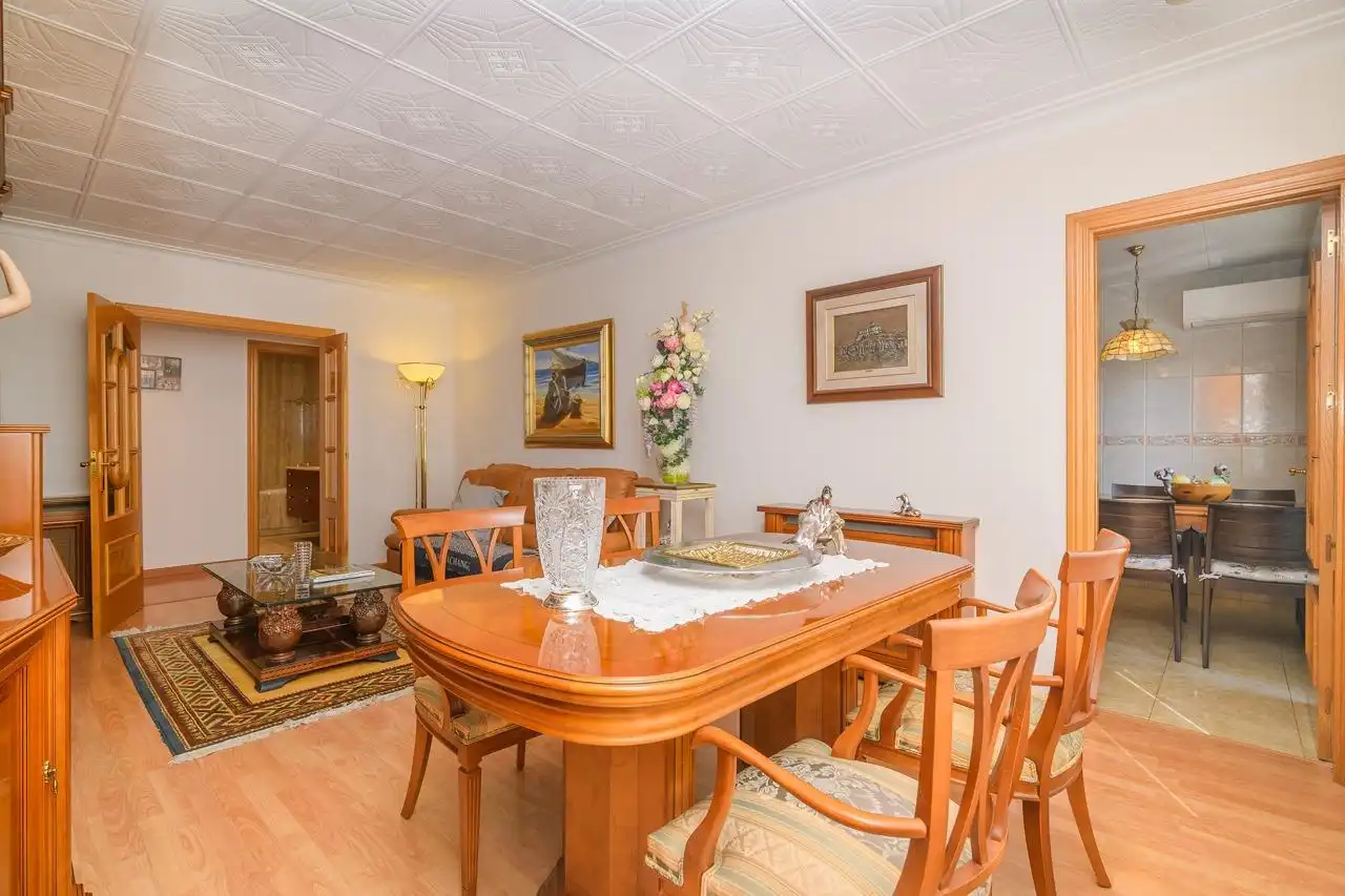 Menjador de Casa o xalet en venda en Sant Joan de Vilatorrada amb Calefacció, Parquet i Terrassa