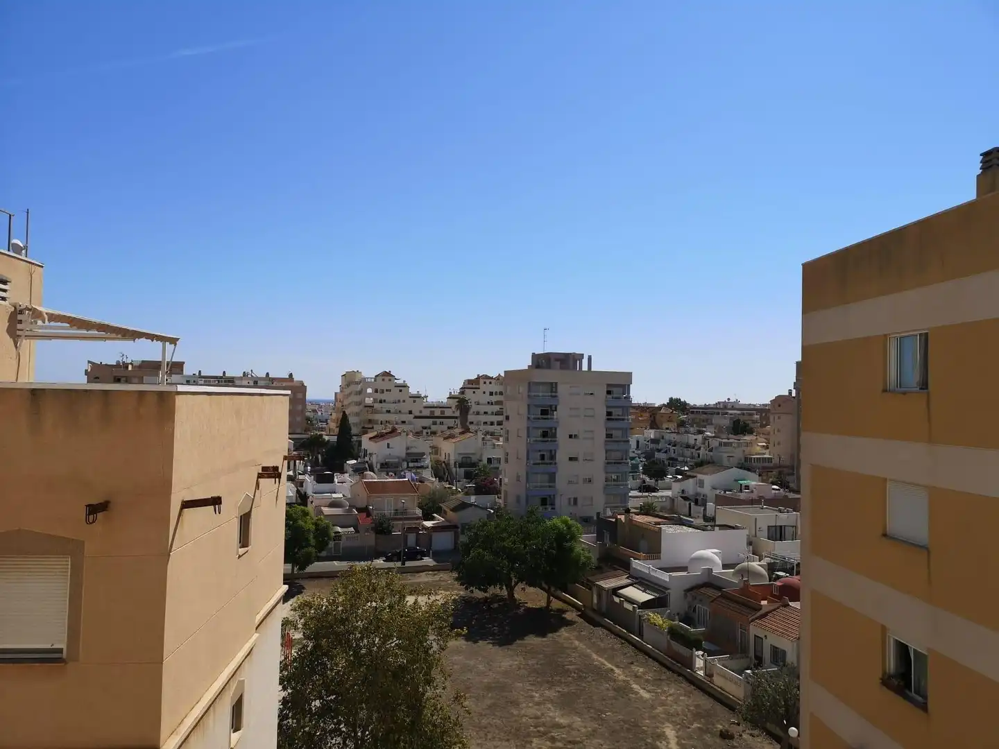 Piso con ascensor en venta en Calle Emil 4, imagen 4