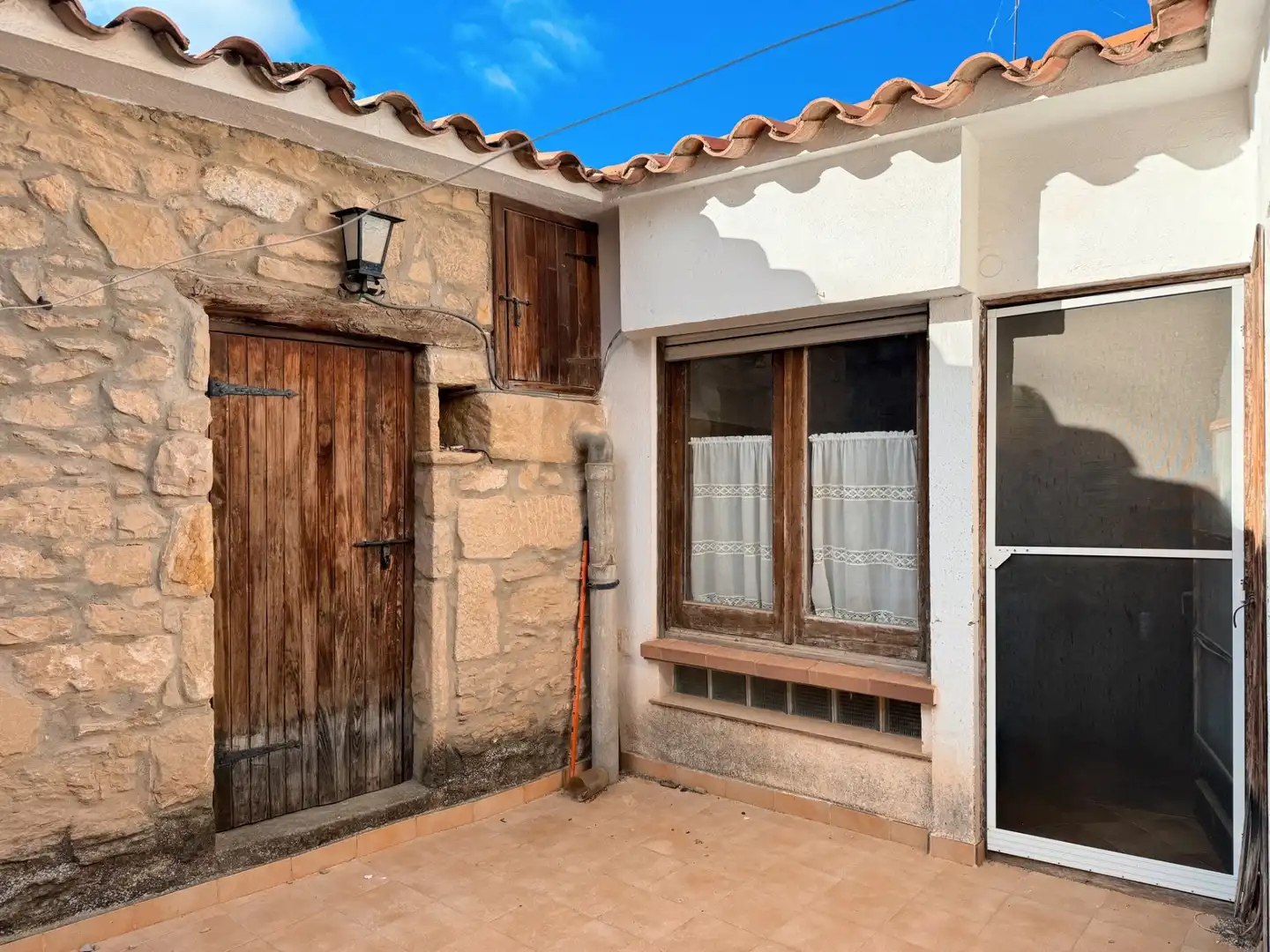 Vista exterior de Casa o chalet en venta en Valdealgorfa con Calefacción, Jardín privado y Terraza