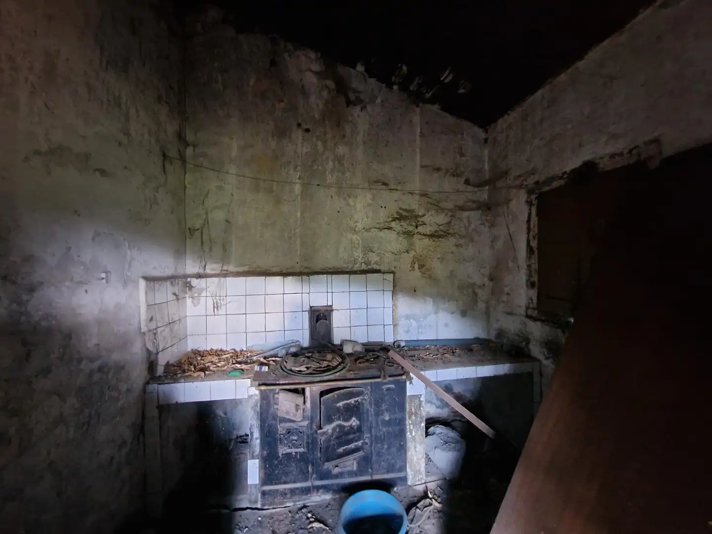 Cocina de Finca rústica en venta en Tineo con Balcón y Piscina comunitaria