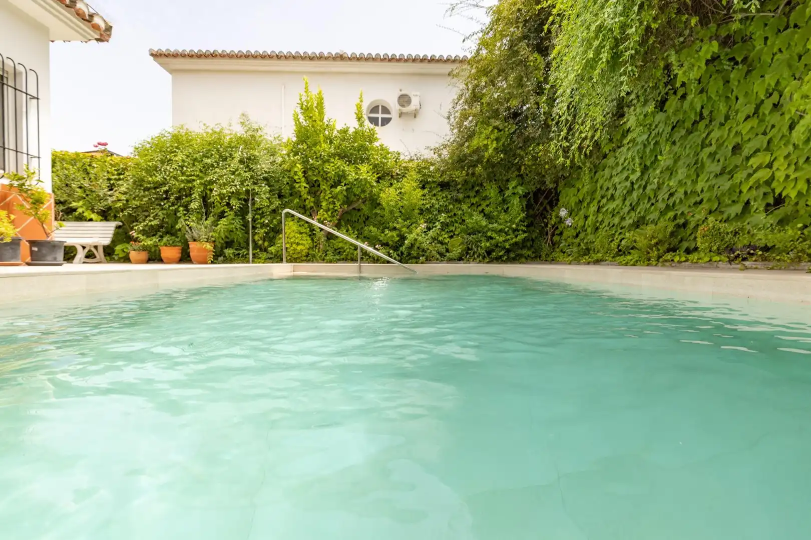 Piscina de Casa o xalet en venda en La Zubia amb Aire condicionat, Calefacció i Jardí privat