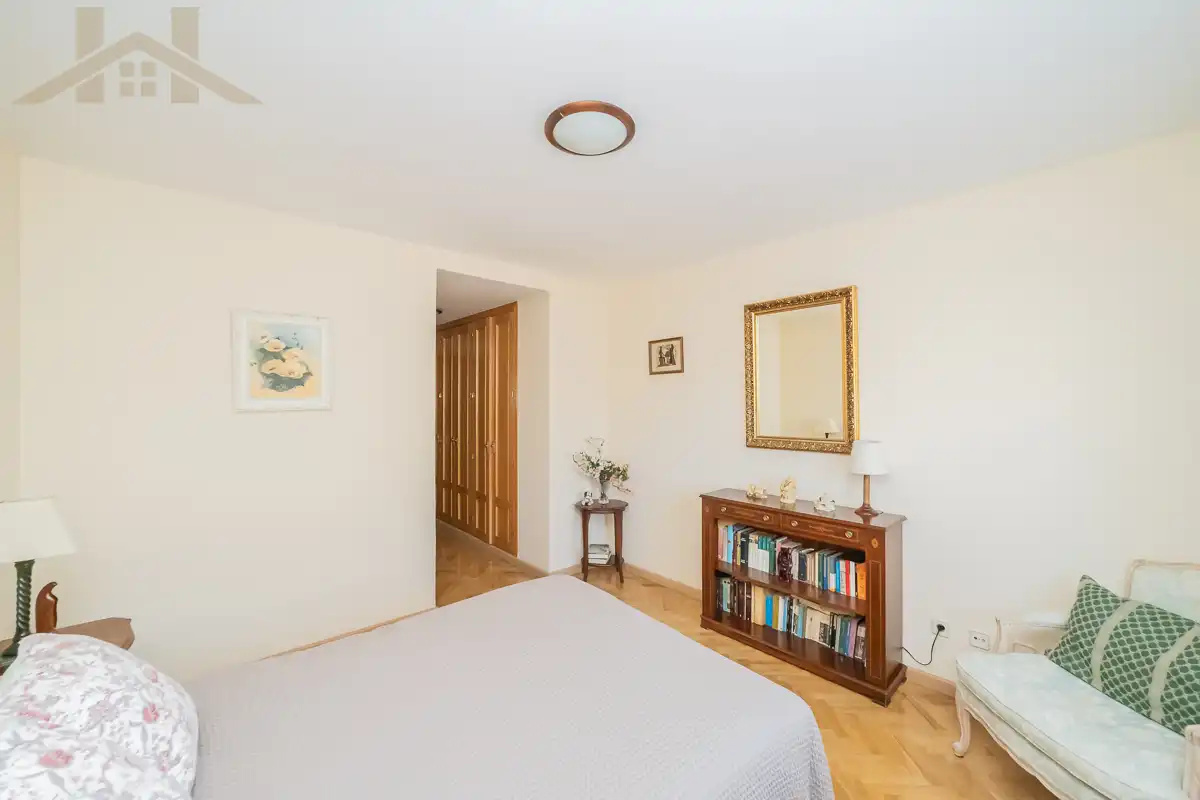 Bedroom of Attic for sale in Majadahonda  with Air Conditioner, Heating and Terrace