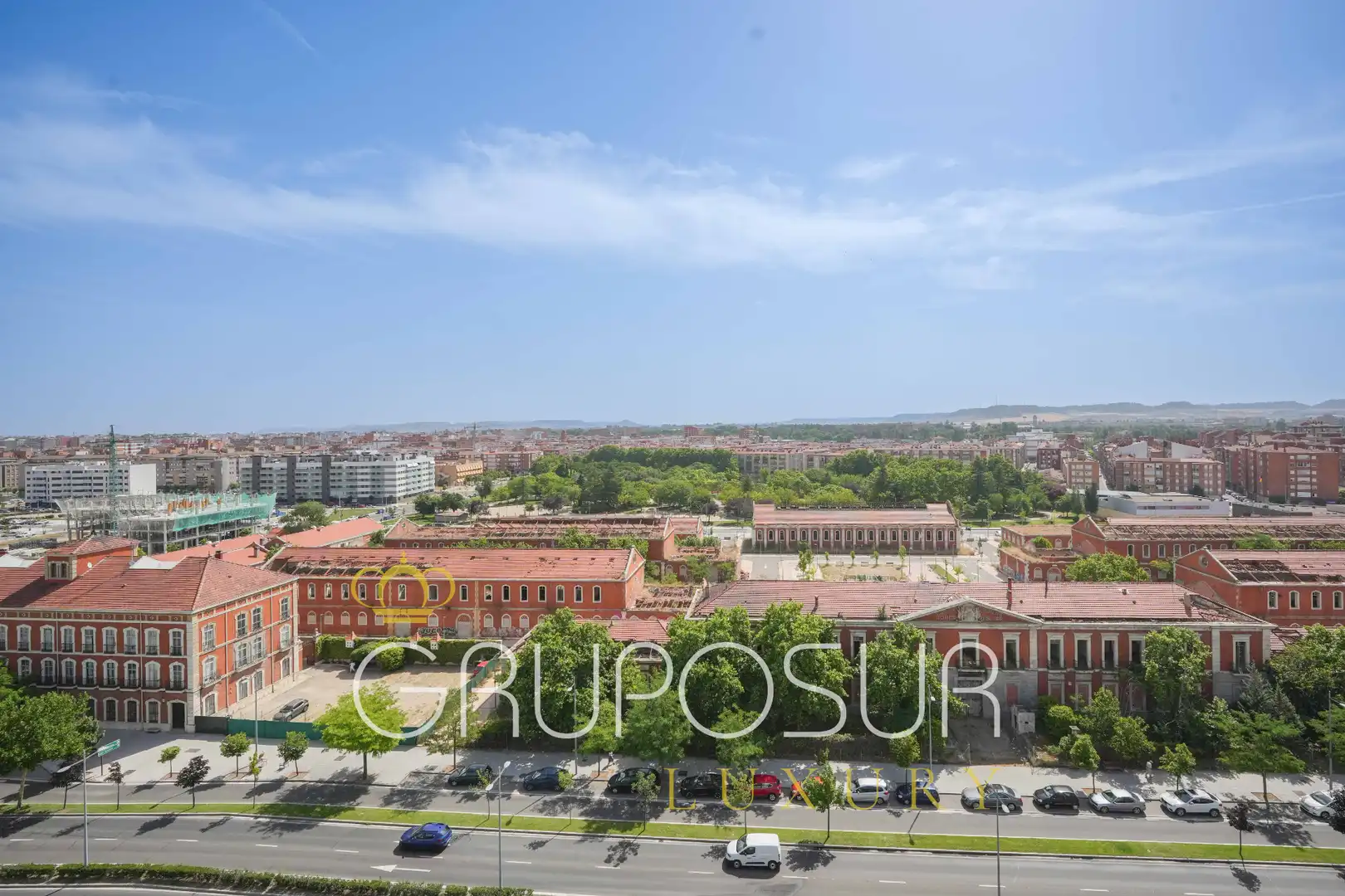 Vista exterior de Àtic en venda en Valladolid amb Calefacció, Parquet i Terrassa