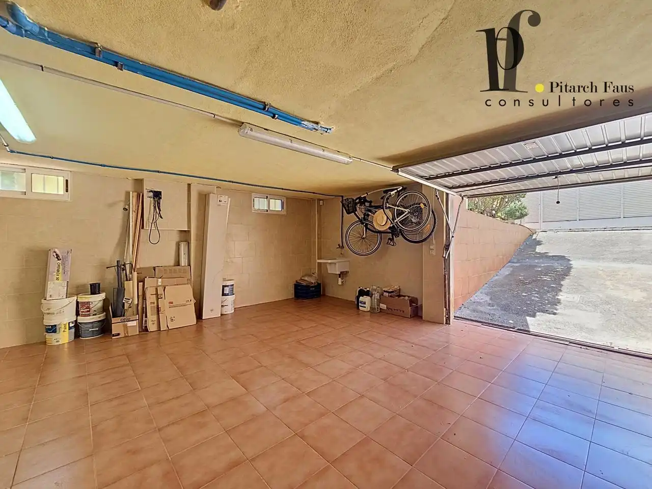 Casa o chalet en venta en La Pobla de Vallbona con Aire acondicionado, Calefacción y Jardín privado