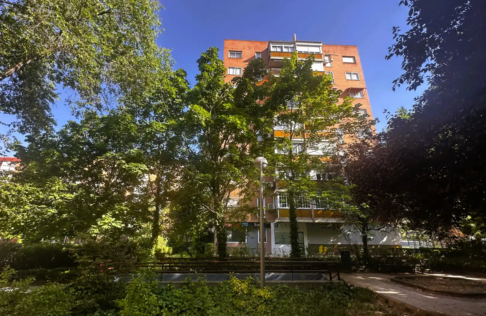 Vista exterior de Piso en venta en Madrid con Aire acondicionado, Calefacción y Terraza