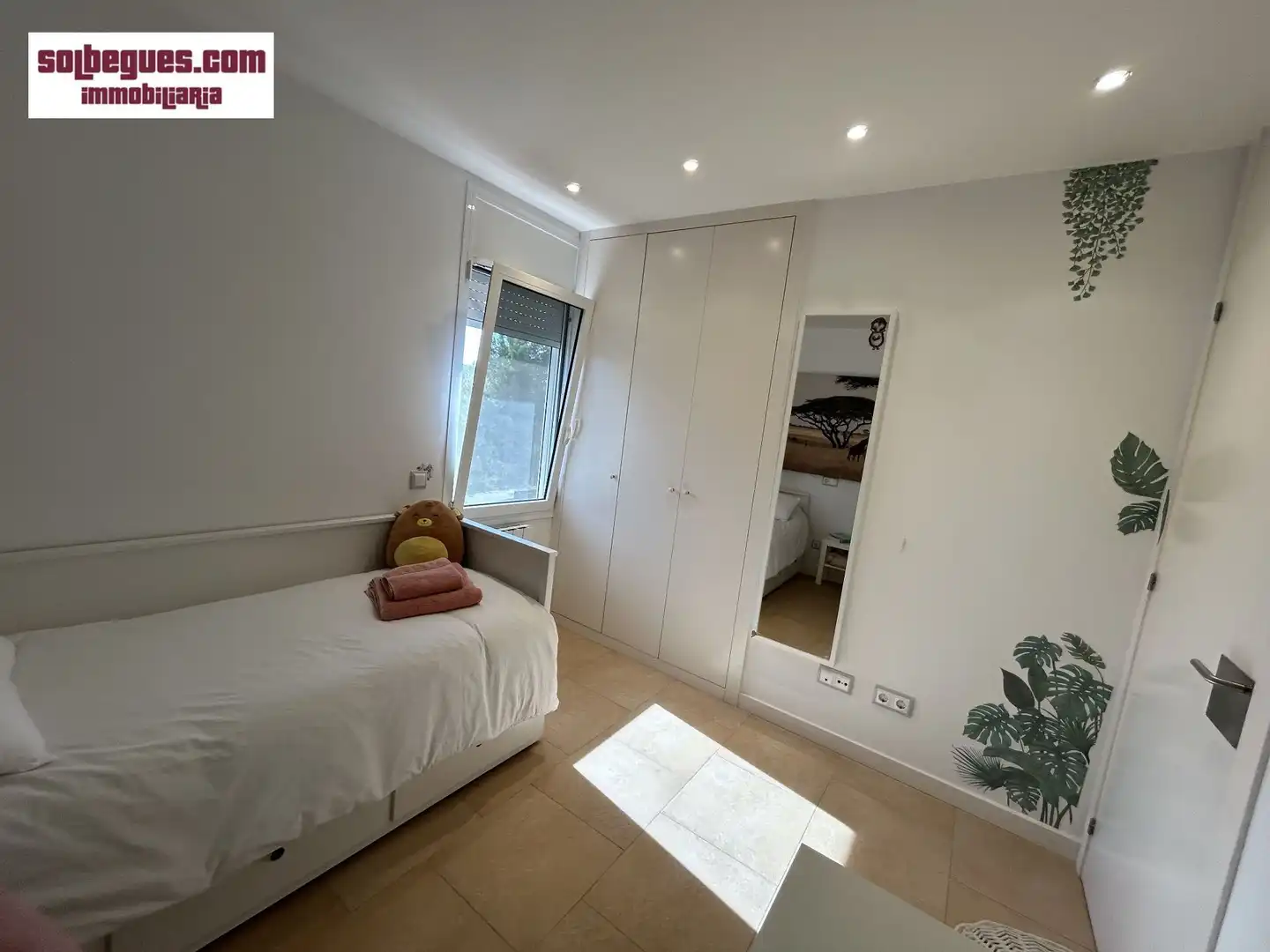 Habitación de Casa o chalet en venta en Begues con Aire acondicionado, Calefacción y Jardín privado