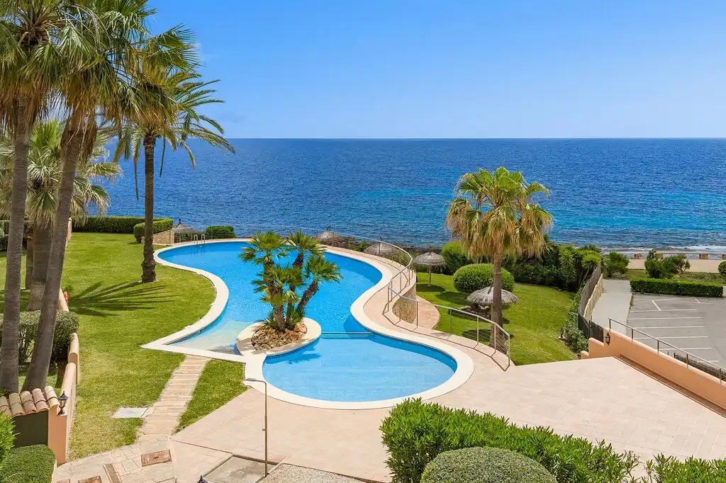 Piscina de Finca rústica en venta en Manacor con Aire acondicionado, Calefacción y Terraza