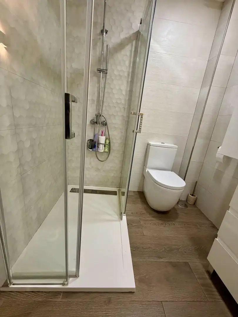 Bany de Pis en venda en Málaga amb Aire condicionat, Calefacció i Moblat