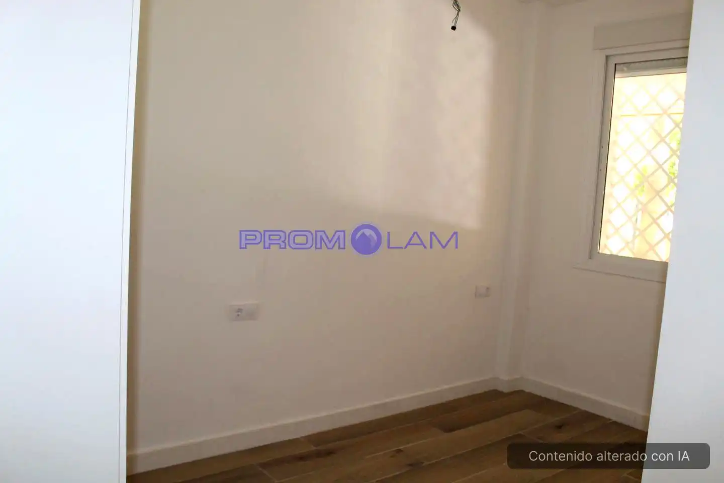 Bedroom of Ground floor for sale in Sevilla
