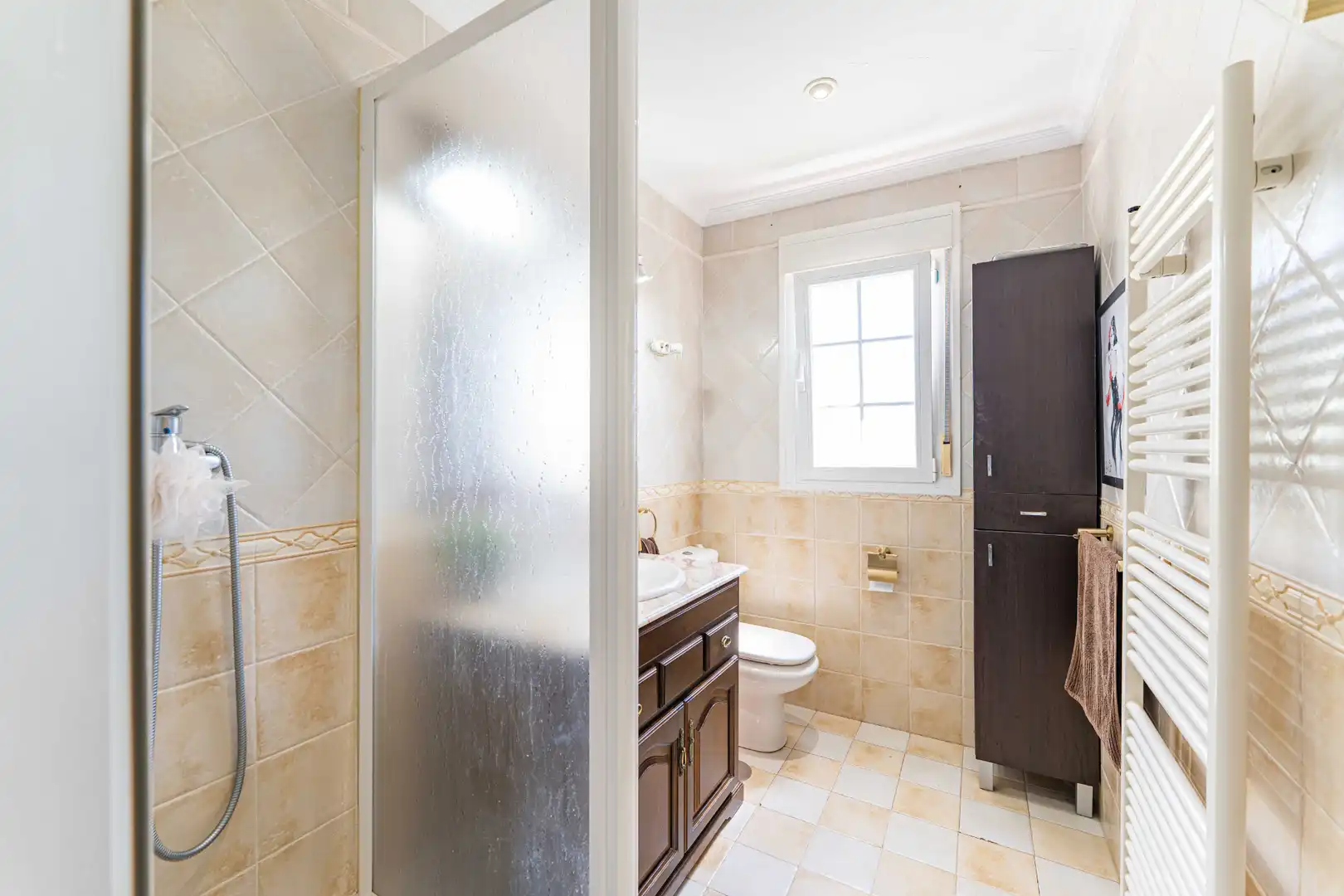 Baño de Casa adosada en venta en Torrelodones con Calefacción, Jardín privado y Terraza