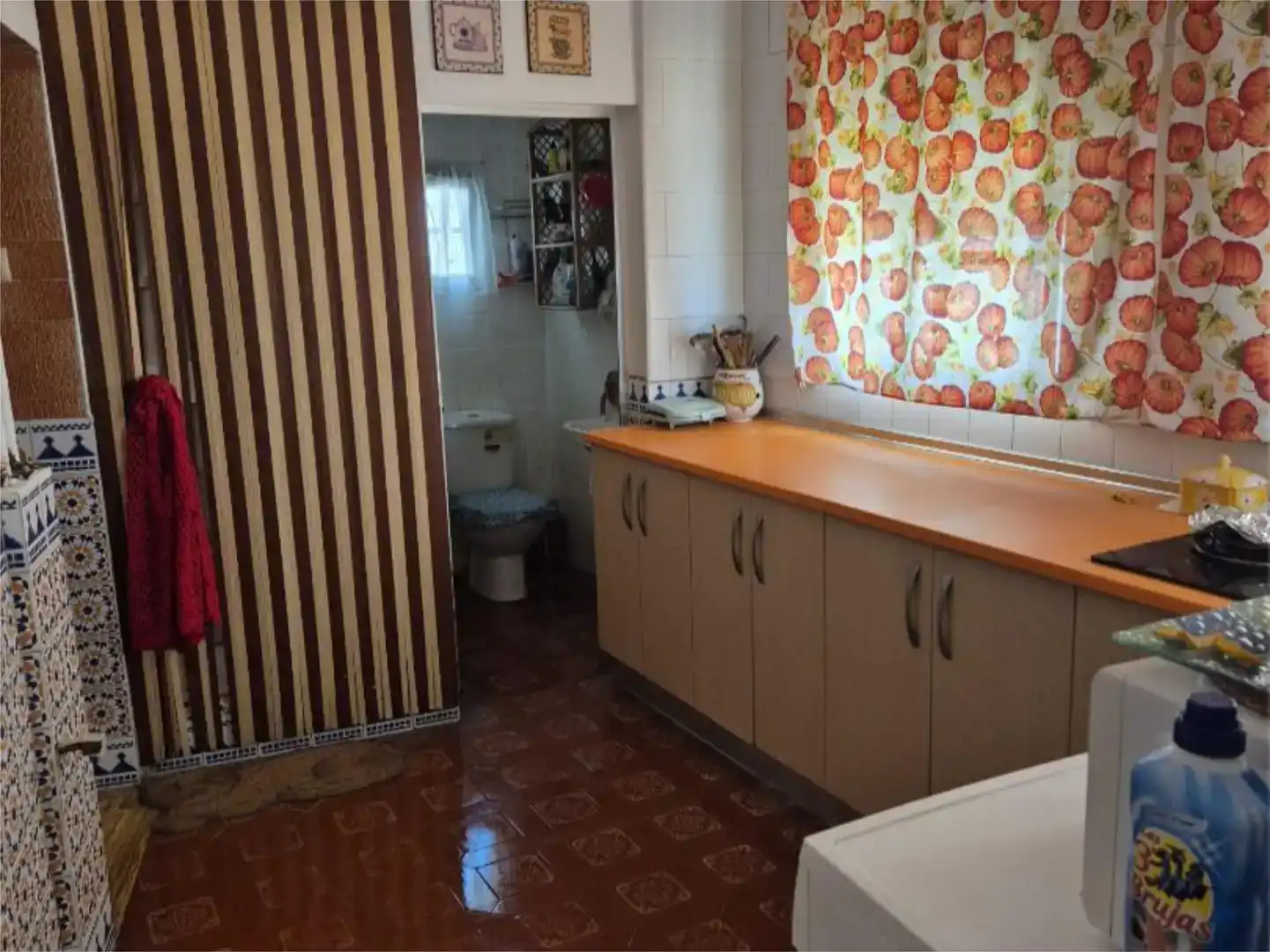 Cuina de Casa adosada en venda en La Línea de la Concepción amb Balcó