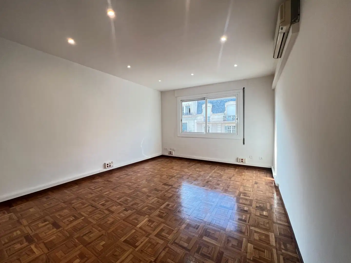 Bureau avec ascenseur à louer à Carrer de Balmes 181, imagen 5