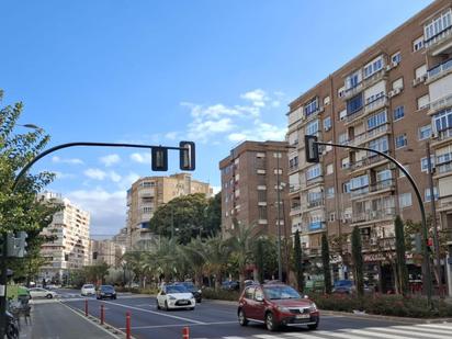 Vista exterior de Pis en venda en  Murcia Capital amb Aire condicionat i Balcó