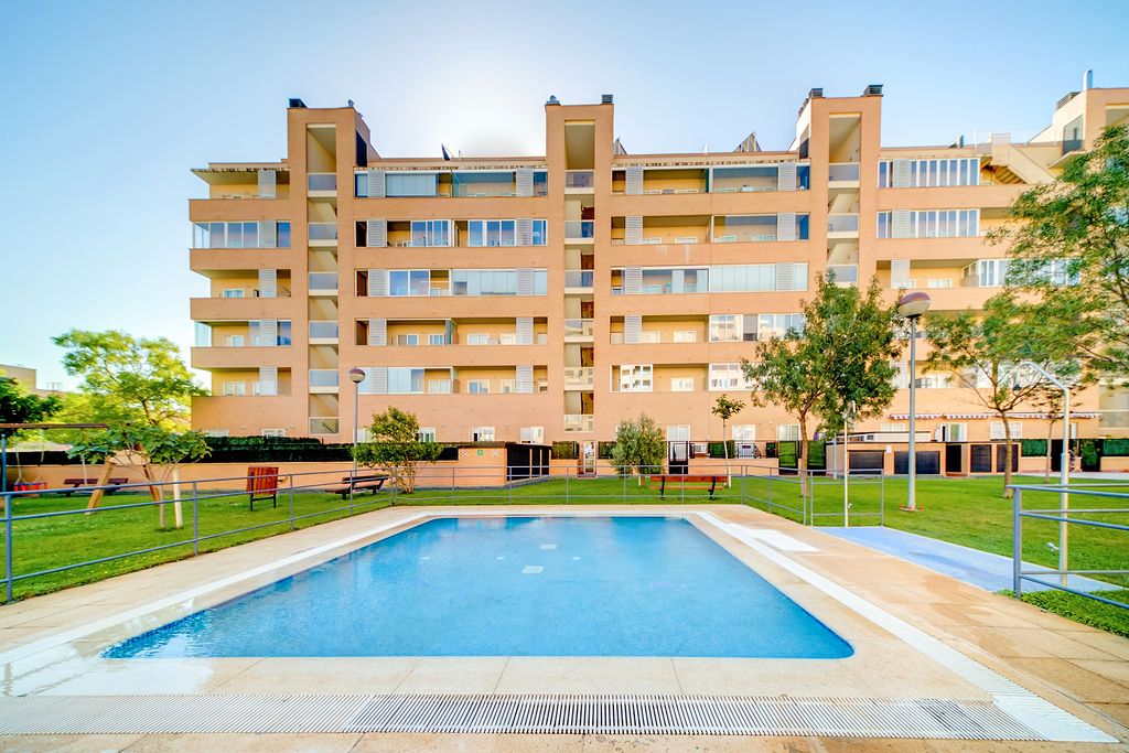 Piscina de Garaje en venta en  Zaragoza Capital