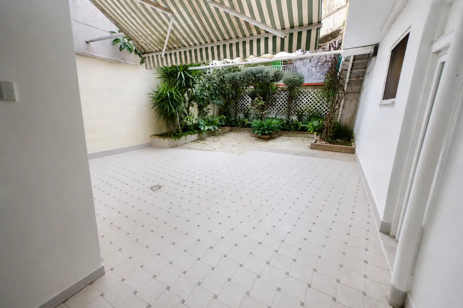 Terrassa de Casa o xalet en venda en Terrassa amb Aire condicionat, Calefacció i Jardí privat