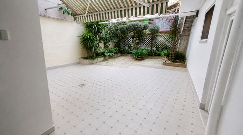 Casa con patio de doble casal - Zona Segle XX