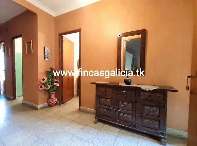 Habitatge amb terrassa en venda a Verín, imagen 2