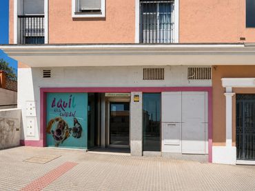 Local comercial en venta en Calle de Fuente Amarga