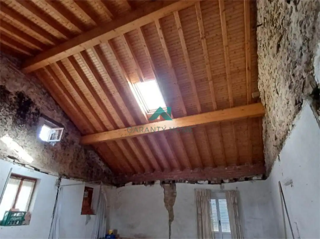 Casa rústica amb jardí en venda a NATES, imagen 8