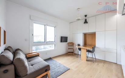 Living room of Flat to rent in  Madrid Capital  with Air Conditioner