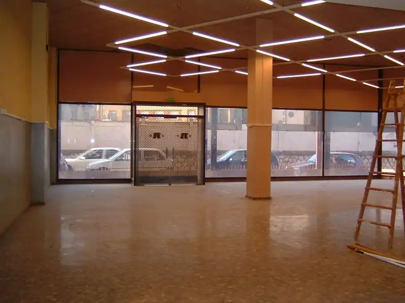 Gewerbefläche zur Miete in Centre