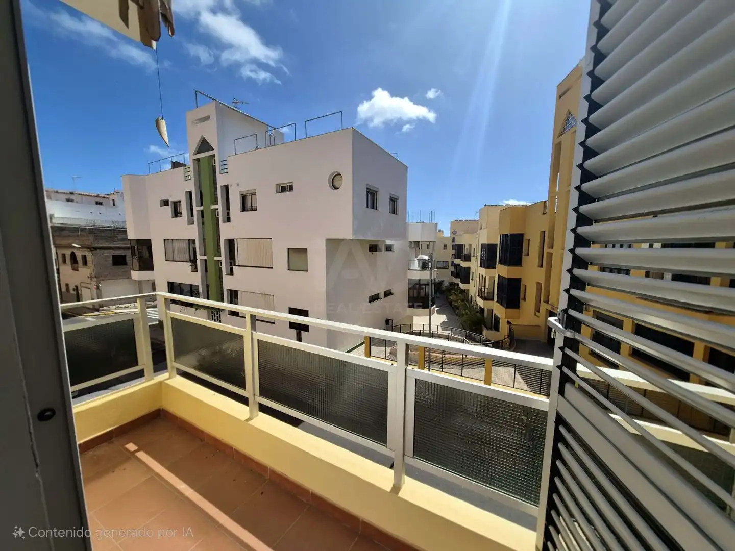 Vista exterior de Pis en venda en Granadilla de Abona amb Aire condicionat i Terrassa
