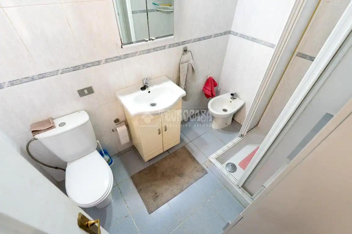 Bathroom of Flat for sale in Santa Cruz de Tenerife  with Balcony