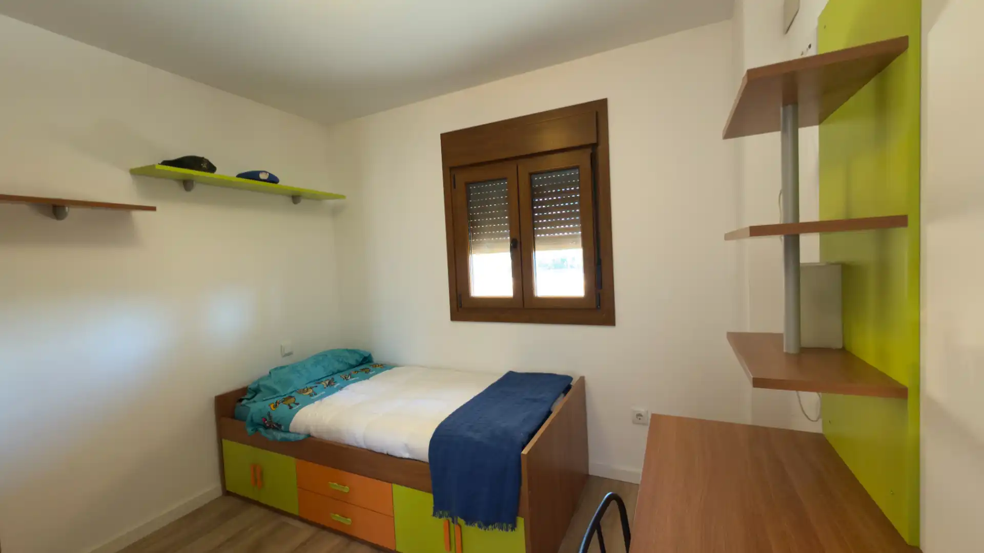 Dormitori de Casa o xalet en venda en Benissanet amb Aire condicionat, Jardí privat i Terrassa